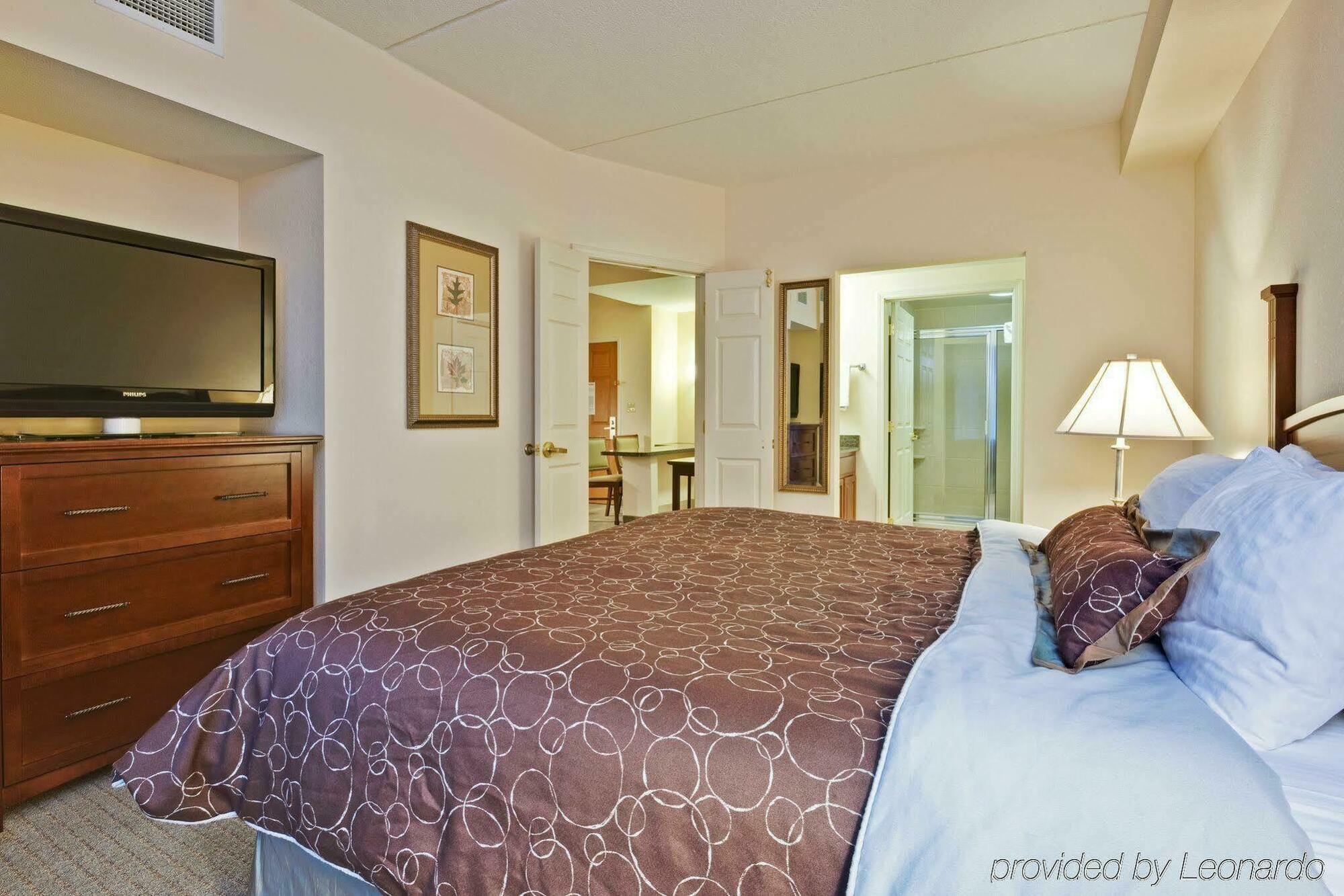 Staybridge Suites Buffalo By Ihg Room photo